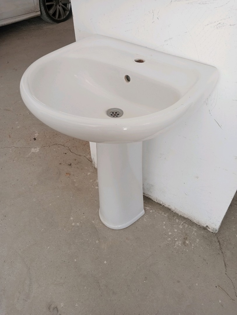 AYAKLİ LAVABO - 3