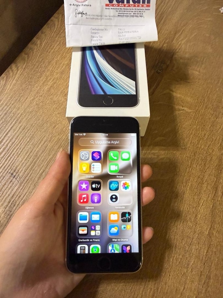 İPhone Se 2 Nesil Telefon 64 Gb - 2