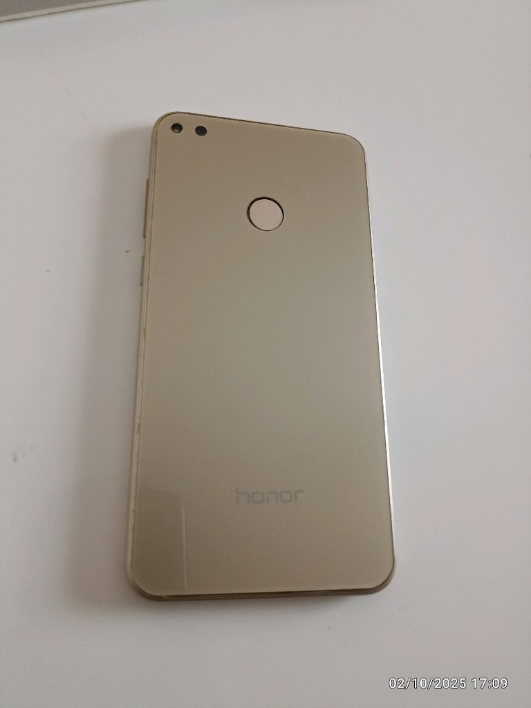 P9 Life 2017 Model: (PRA- LX1) - 7