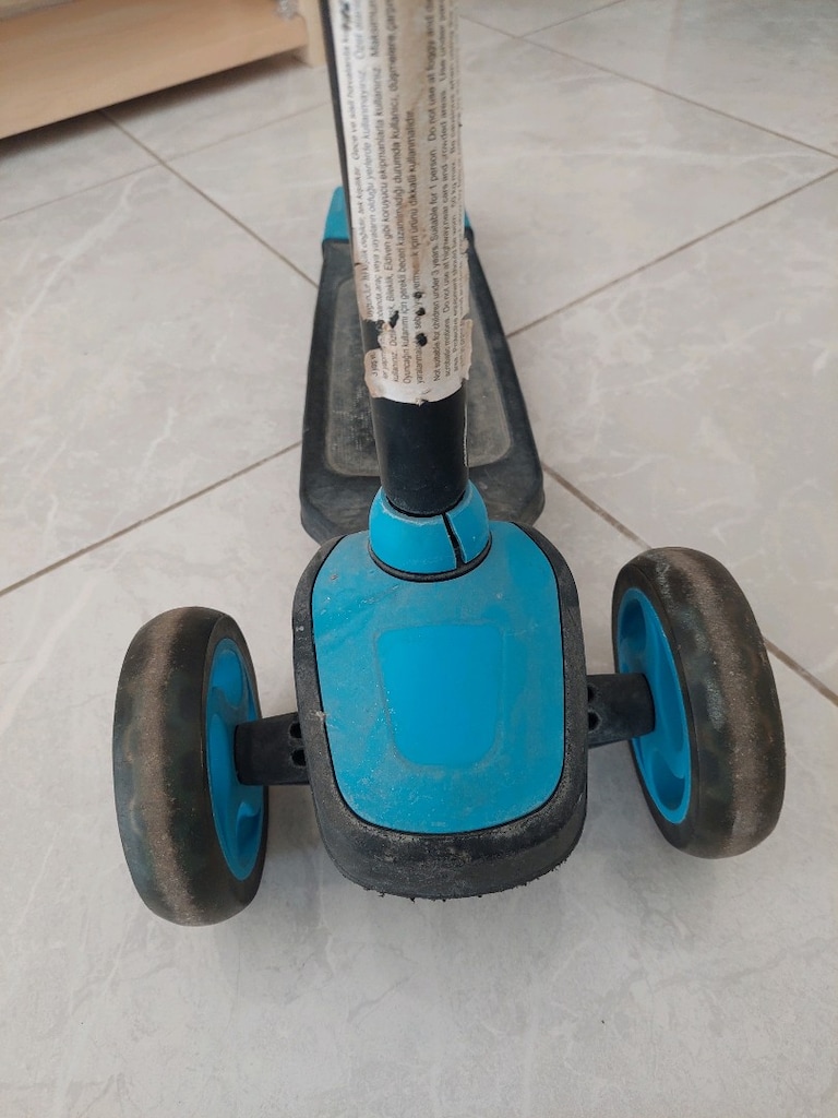 Cool Wheels Scooter - 3