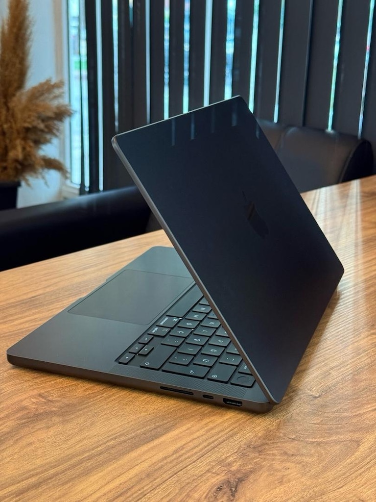 MacBook Pro M4 Pro 512GB Hatasız - 3