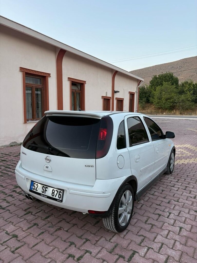EMSALSİZ BEYAZ SİLVER OPEL CORSA - 7