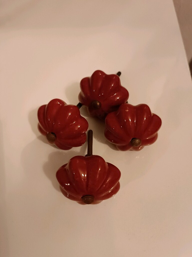 PORSELEN DOLAP ÇEKMECE KULPLARI - 11