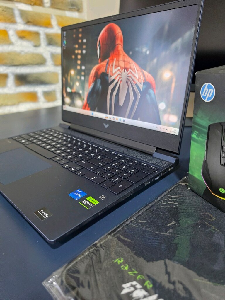 HP ViCTuS Gaming Notebook - 2