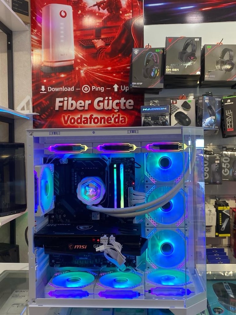 NİTRO BİLİŞİM’DEN BEYAZ GAMING CANAVARI! - 3