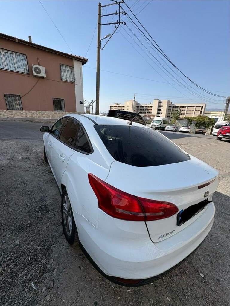 Ford focus - 4