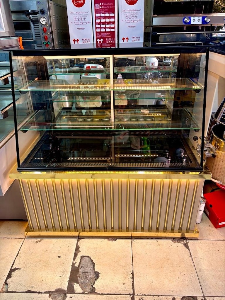 120 Cm Soğutuculu Pasta Dolabı / Tatlı - İçecek Teşhir Dolabı - 3