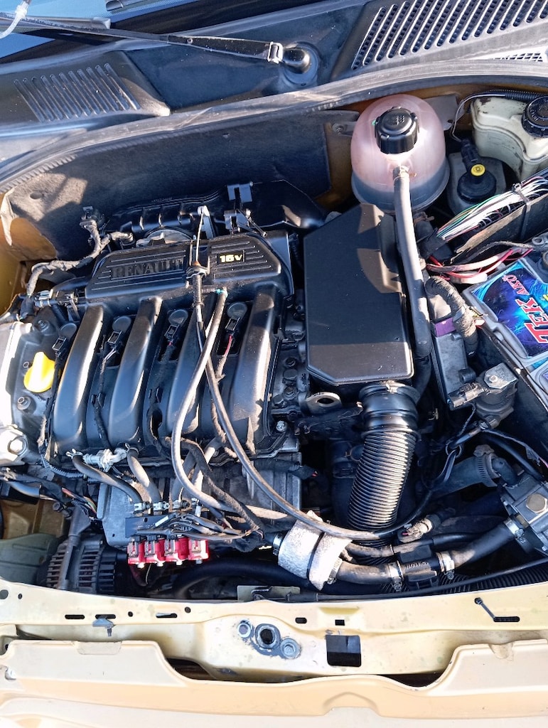 clio 2. 1.4.16 V. - 15