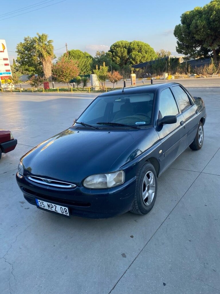 ford escort 1.6 zetec motor - 3