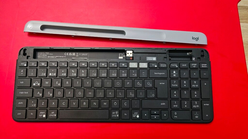 Logitech K580 Slim Multi-Device Kablosuz Türkçe Q Klavye (USB Alıcılı) - 5