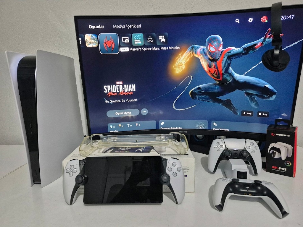 PS5 + 2 KOL + PORTAL + STAND - 4