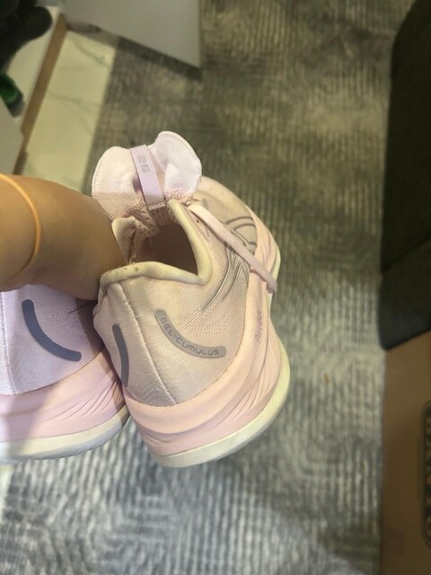 Asics spor ayakkabı