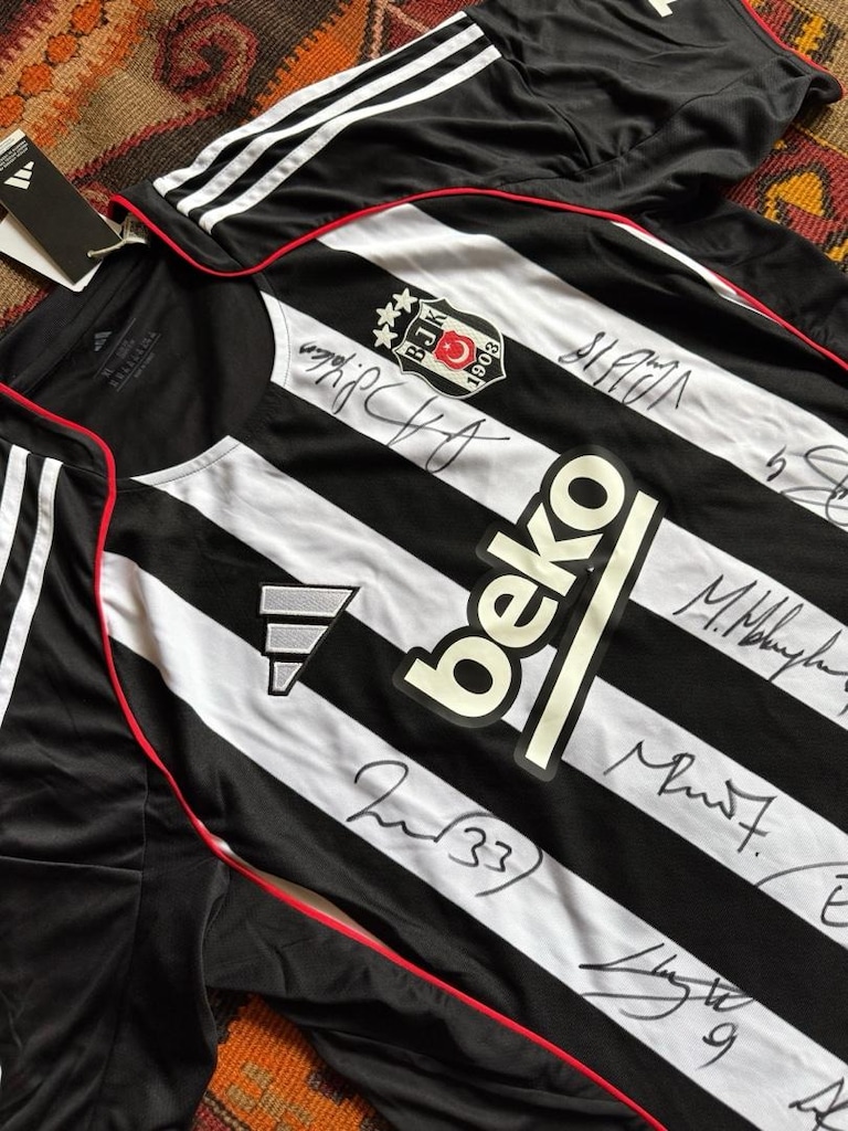 orjinal beşiktaş imzalı iç saha çubuklu yeni sezon forması bayrak bjk - 5