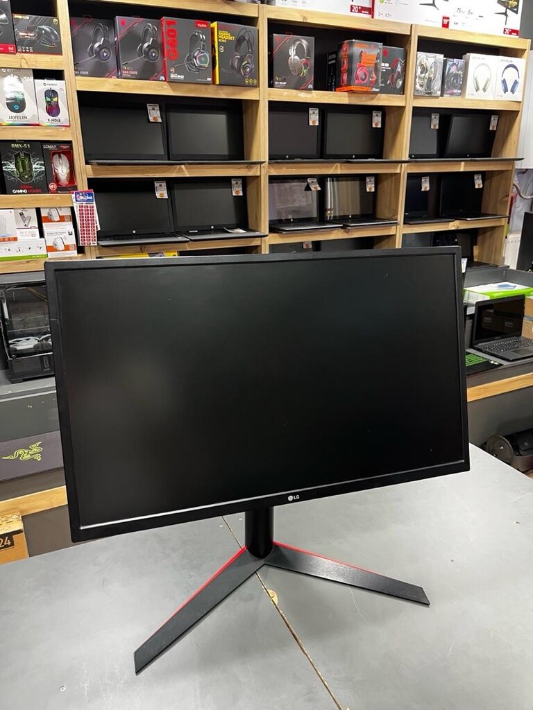 240 HZ MONİTÖRLÜ AKVARYUM KASALI GAMİNG MASA ÜSTÜ SİSTEMM - 9