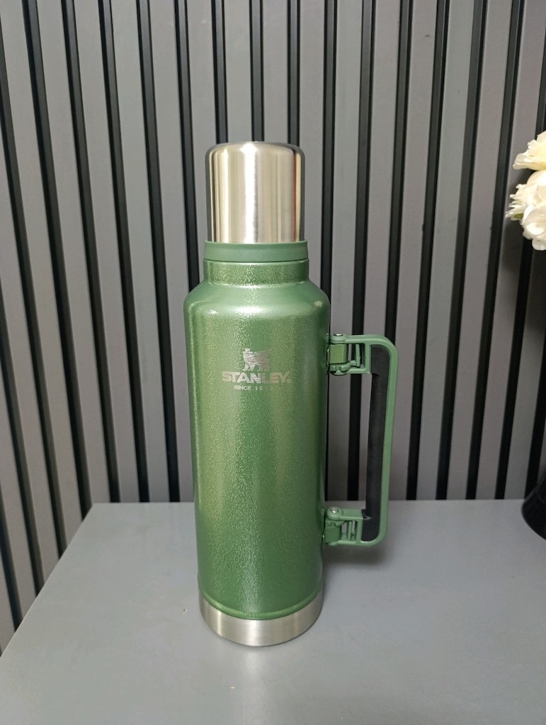 Stanley Classic Vakumlu Çelik Termos, 1.9 Litre - 2