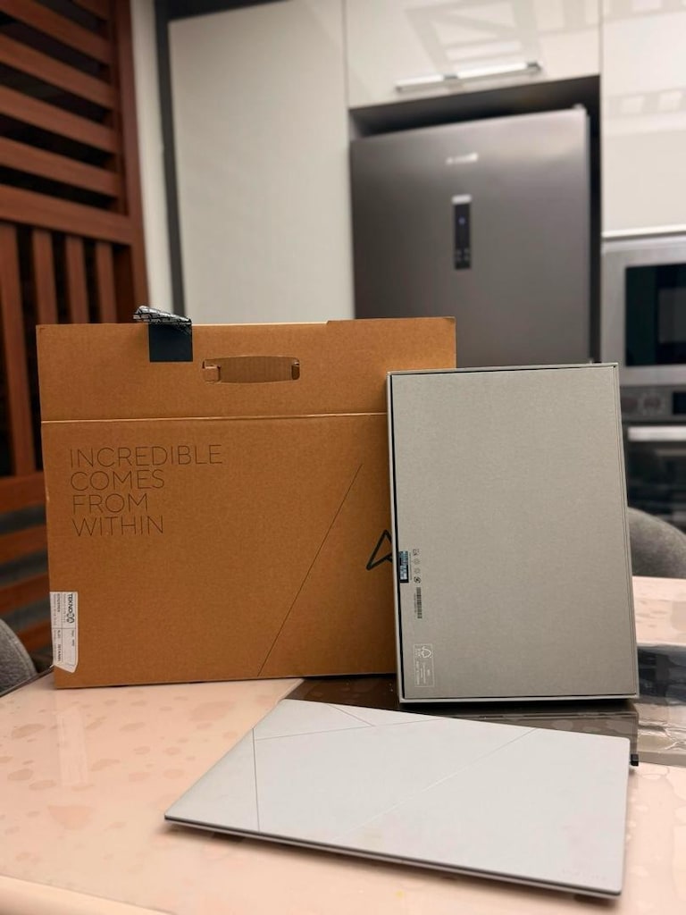 ASUS ZENBOOK S16 notebook leptop - 3
