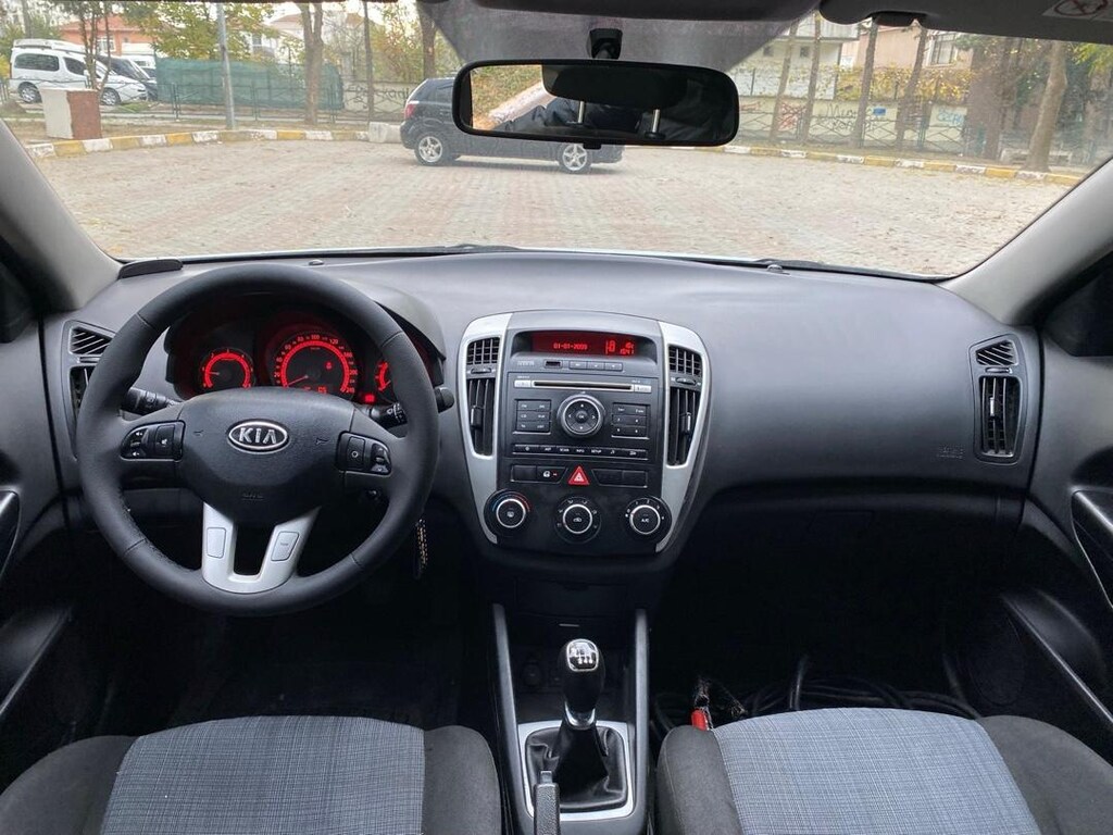 SAHİBİNDEN TEMİZ AİLE ARACI - 9