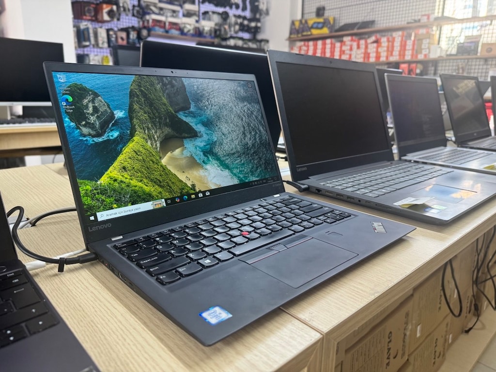 LENOVO *İ5 6300U İŞLEMCİ *8 GB RAM *256 GB SSD*İNTEL GRAPHİCS E.K - 3