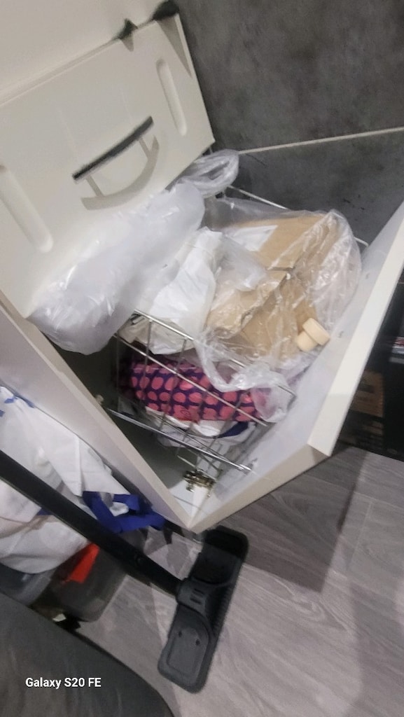 1 TANE Banyo dolabı kirli sepetli 2 âdet çok amaçlı dolap lake boyali - 3
