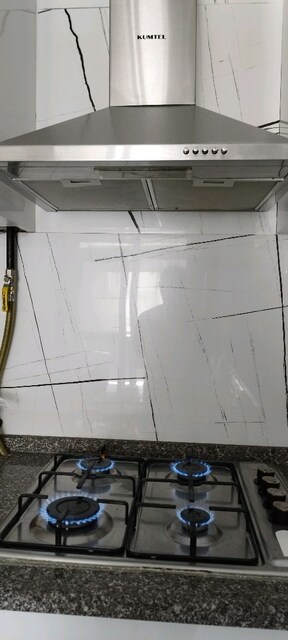 doğalgazlı Kumtel 4 lü ocak ankastre davlumbaz