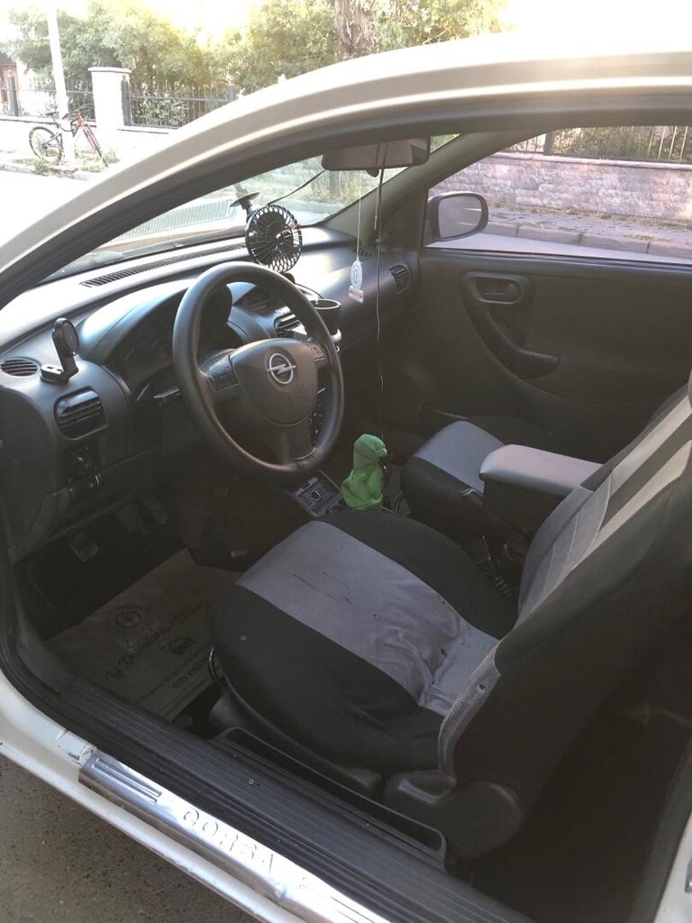 Opel corsa c 2004 1.3 Cdti - 13