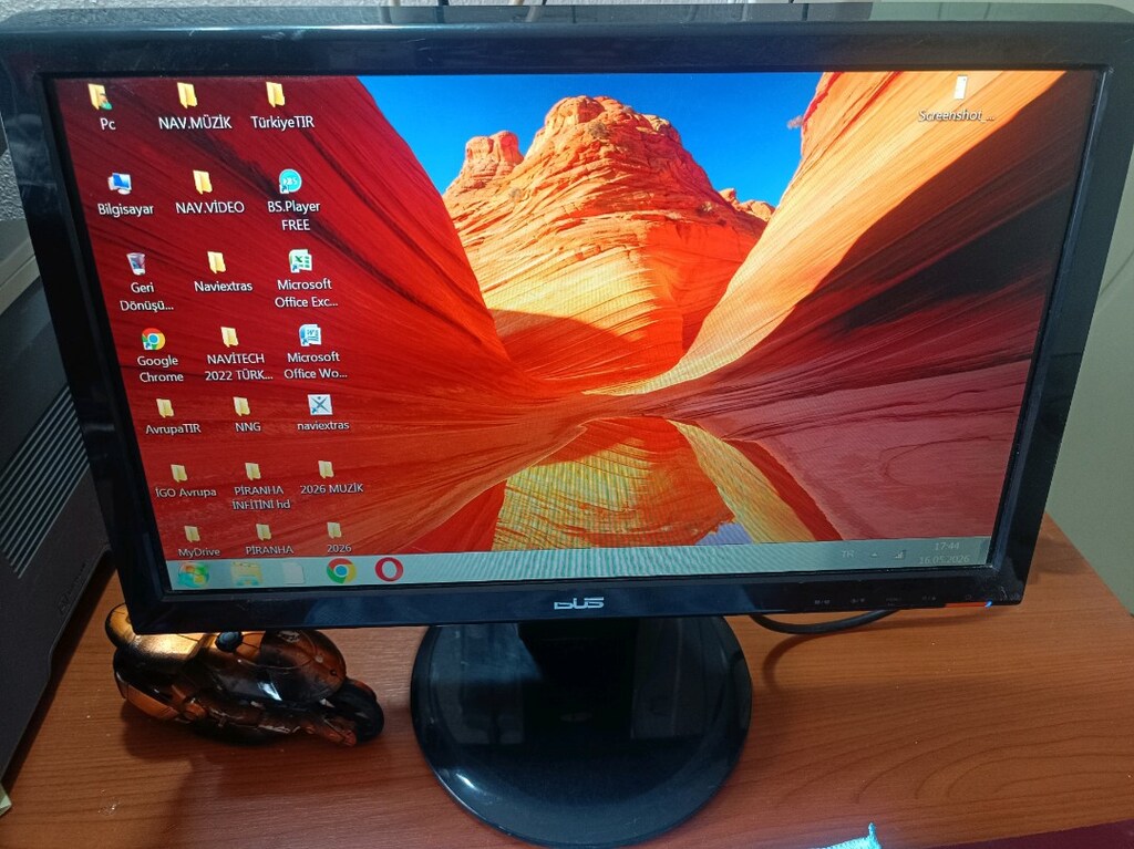 Asus VH192 Monitör VGA giriş hatasız - 3