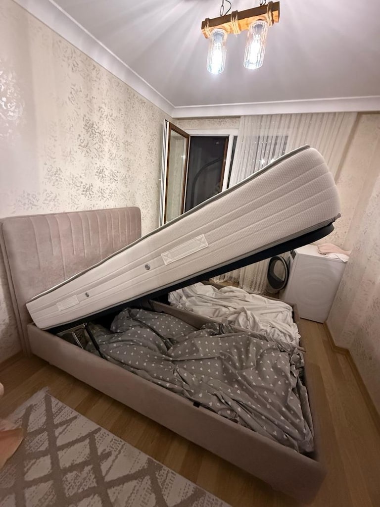 İşbir 150x200 Yatak + Baza Takımı – Sıfırdan Farksız, Çok Temiz - 5