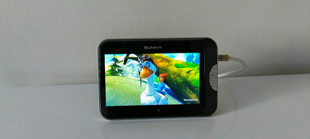 ORİJİNAL SUNNY MİNİ PORTATİF TV - 2