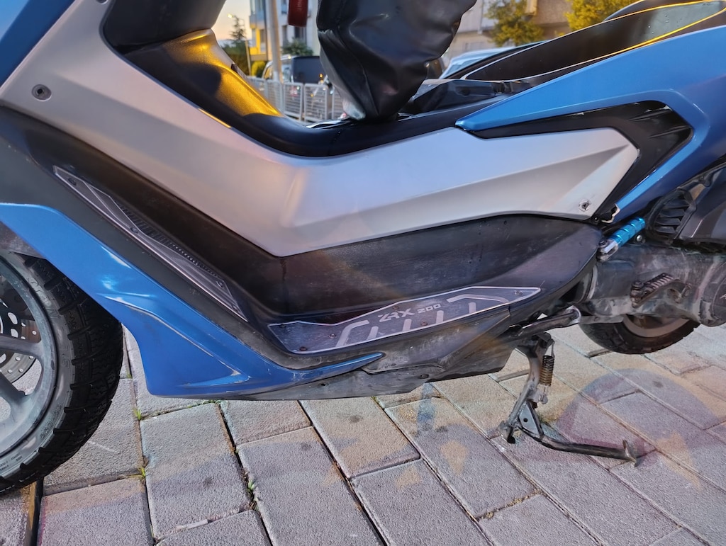 ARORA ZRX 200 - 3