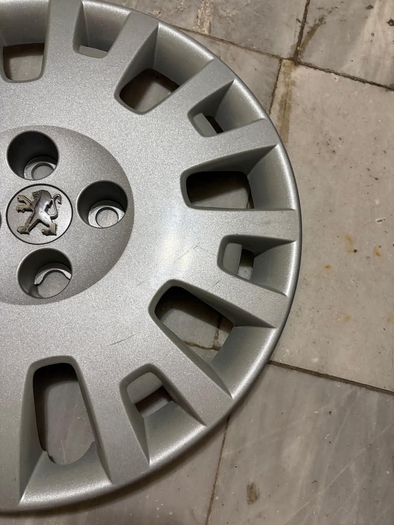 peugeot bipper jant kapağı 15 inç orjinal 1 adet fiyatıdır - 13