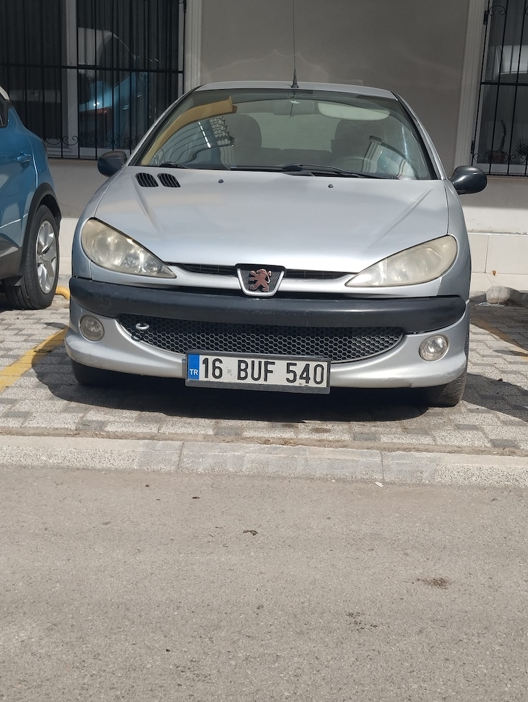 PEUGEOT 206 - 3