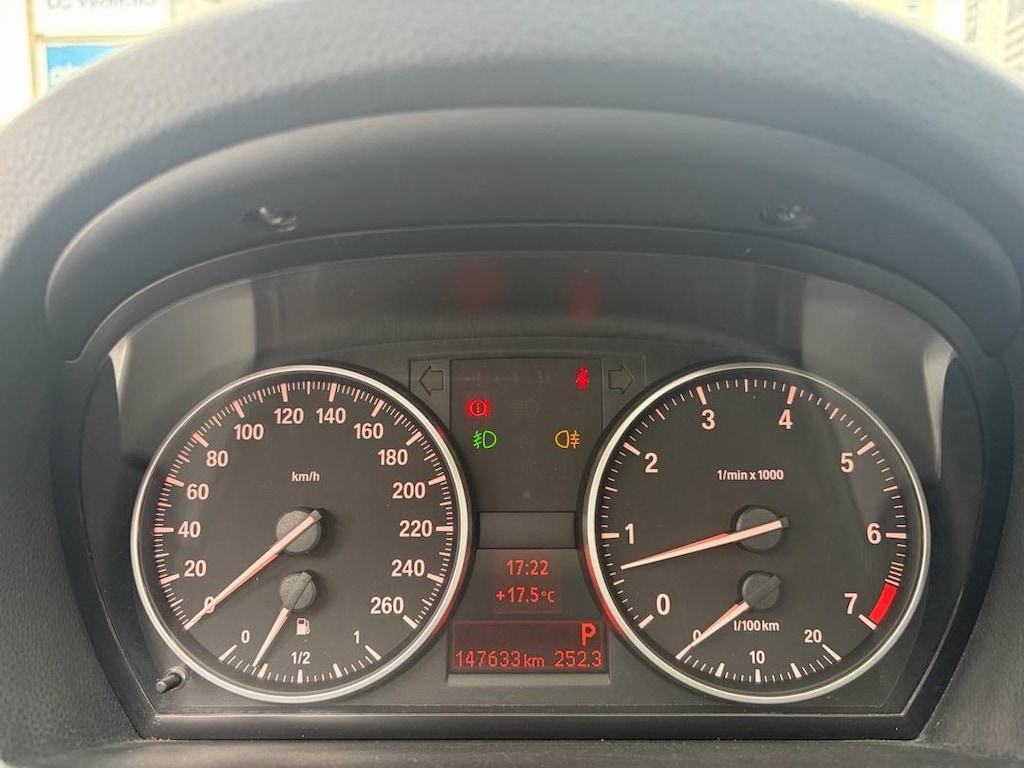 ÇOK TEMİZ E90 - 12