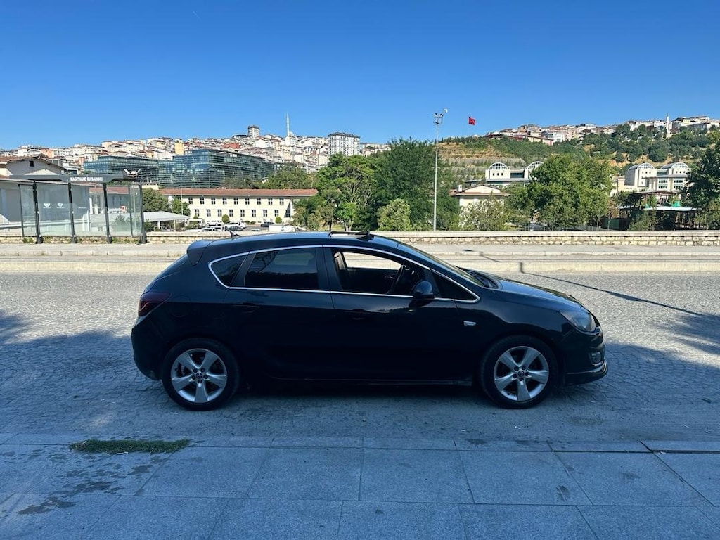 68.000 km \ sunrooflu / deri koltuk / özel paket - 7
