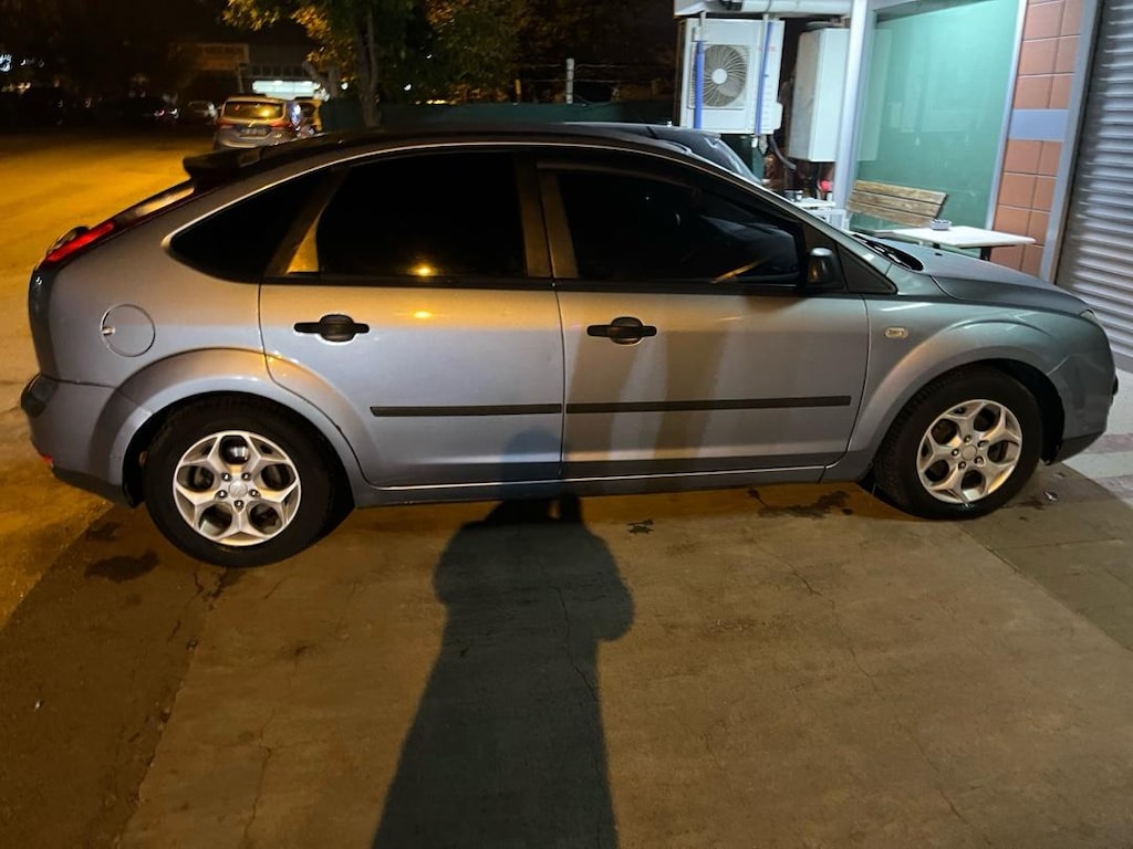 2007 ford focus - 6