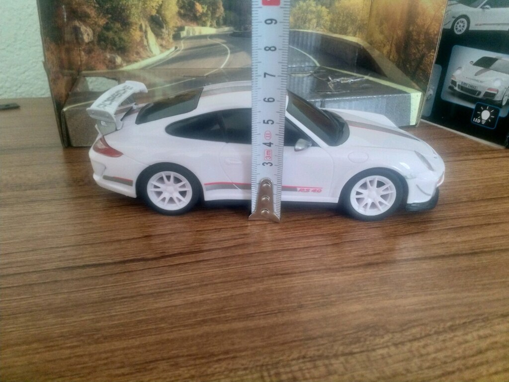 UZAKTAN KUMANDALI IŞIKLI PORSCHE 911 GTR3 RS LİSANSLI - 12