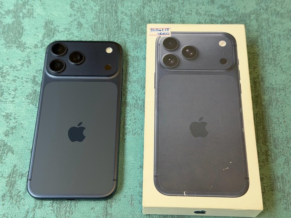 İPHONE 17 Pro Max 256GB 18 ay Apple TR garantili hatasiz pil100 - 2