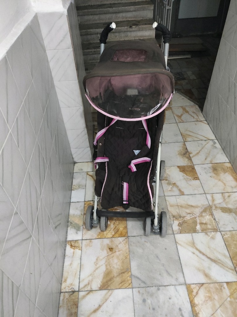 bastonlu bebek arabası - 2