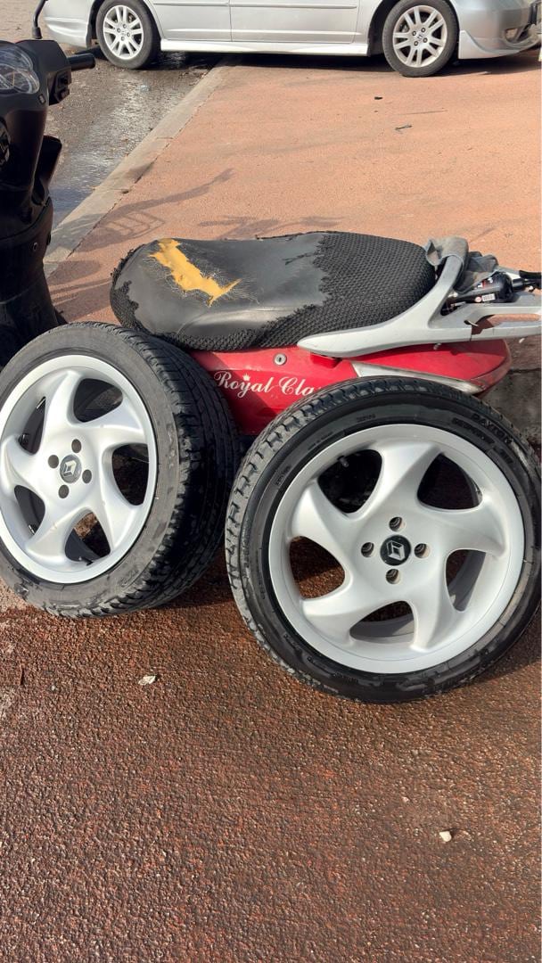 porsche jant 17 inç sıfır sayılır lastikleri iyi - 4