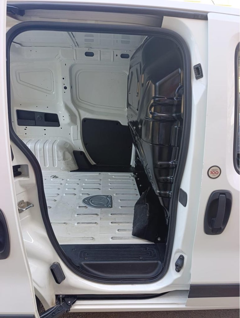 Sahibinden 2023 Model 2024 Çıkışlı Temiz 1.3 Fiorino 106 bin km - 4