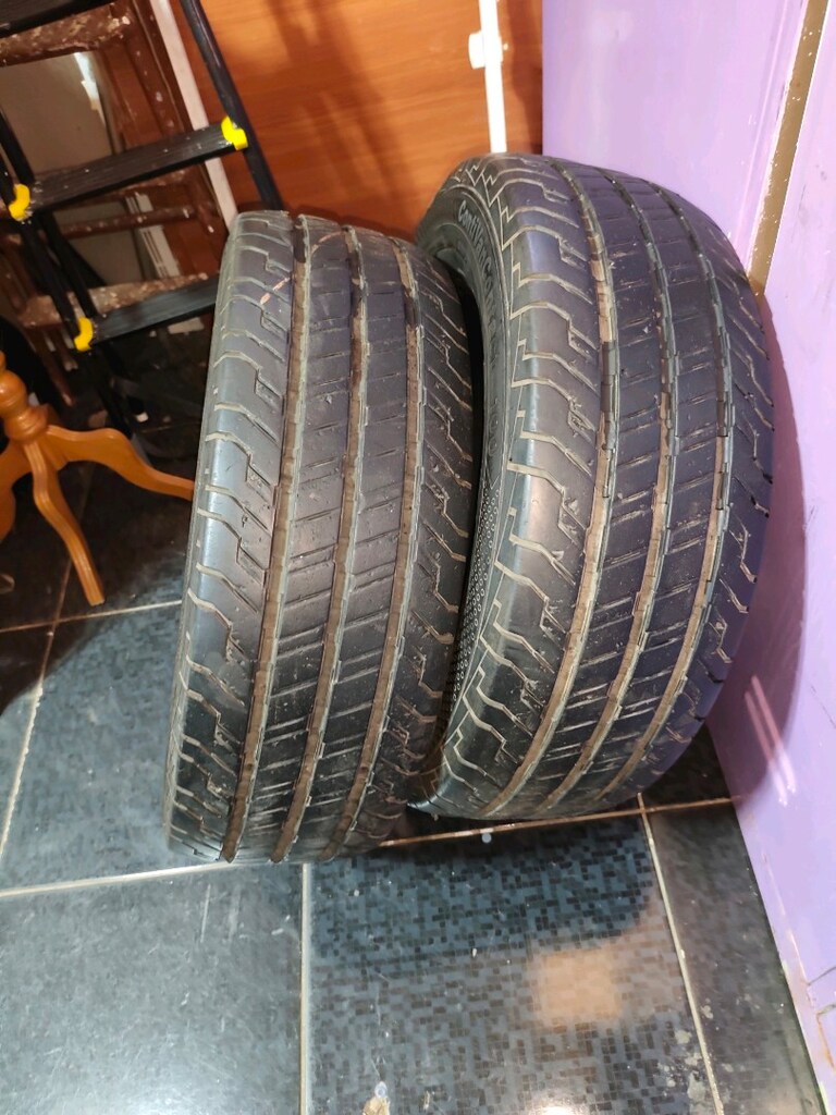 235 65 16 C continental 2 adet lastik - 4
