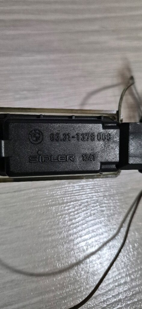 BMW E31 E36 E34 MOTOR İÇİ AYDINLATMA ORJİNAL SOKETLİ - 2