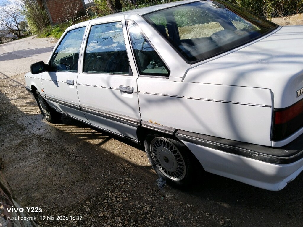 RENAULT 21 MENEGAR 1994 - 4
