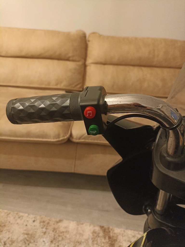 AKÜLÜ ARABA MOTOR