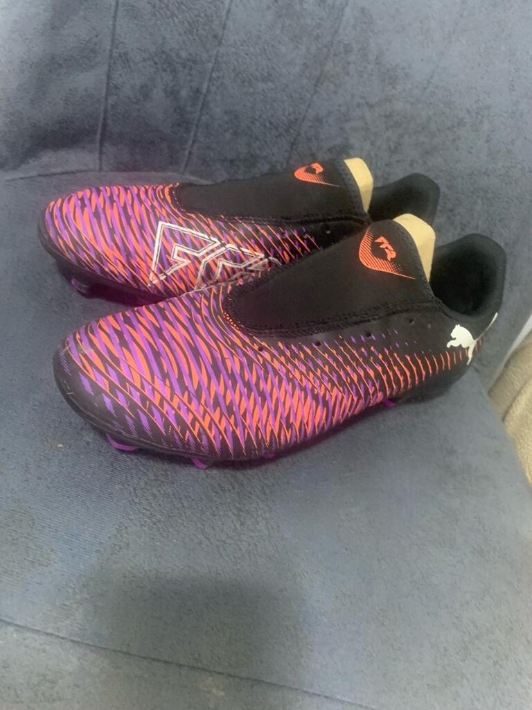 PUMA FUTURE 8 41 Numara TEKMELİK HEDİYE