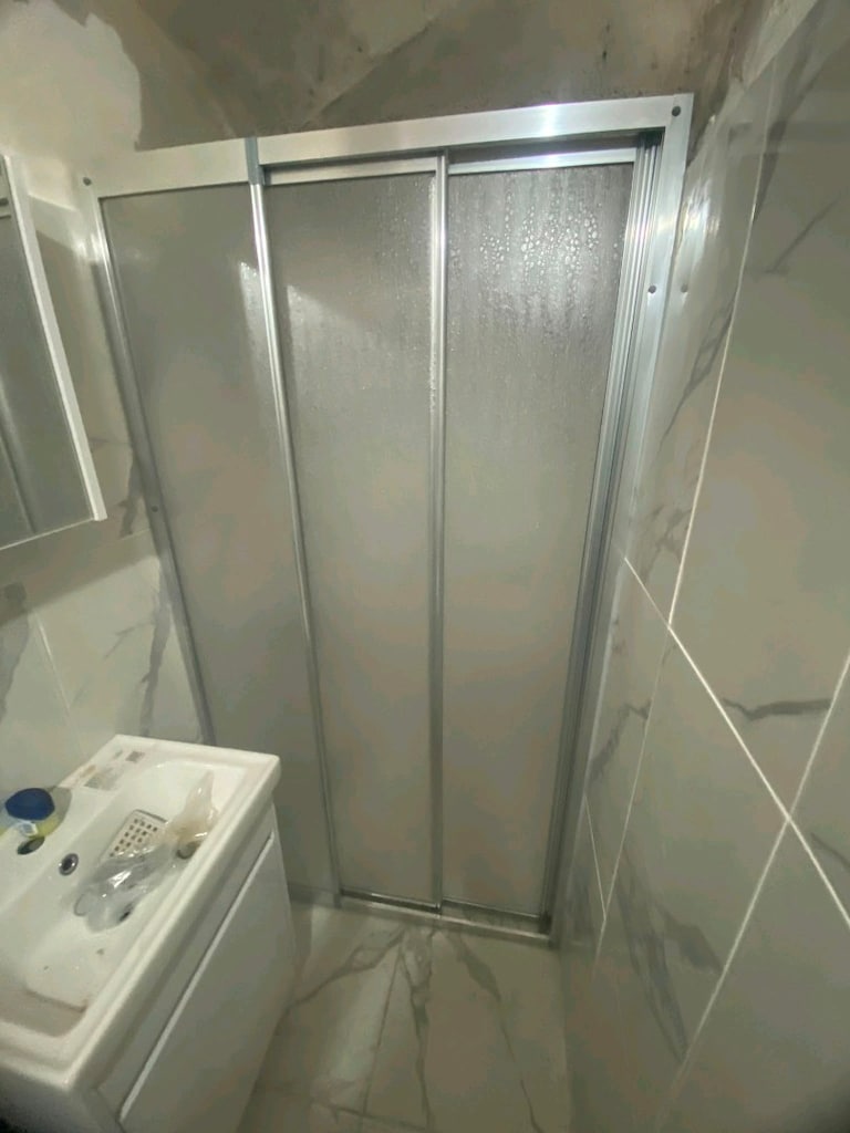 DUŞAKABİNDE FIRSAT - 12