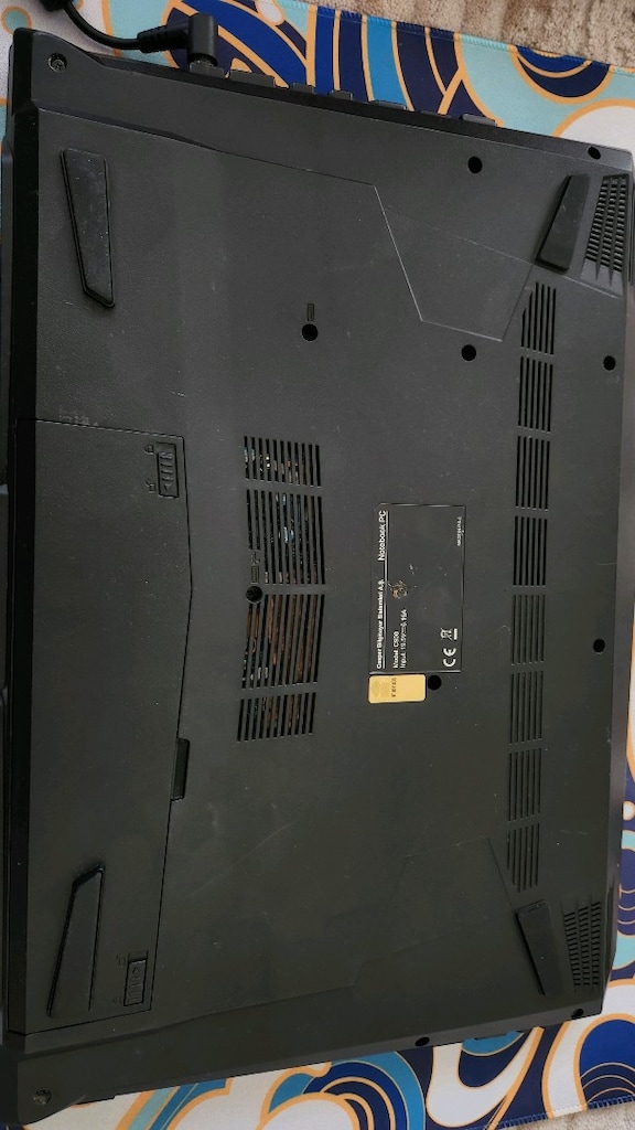 İ7 CPU GTX 1050 VGA 8GB DDR4 256GB SSD - 6