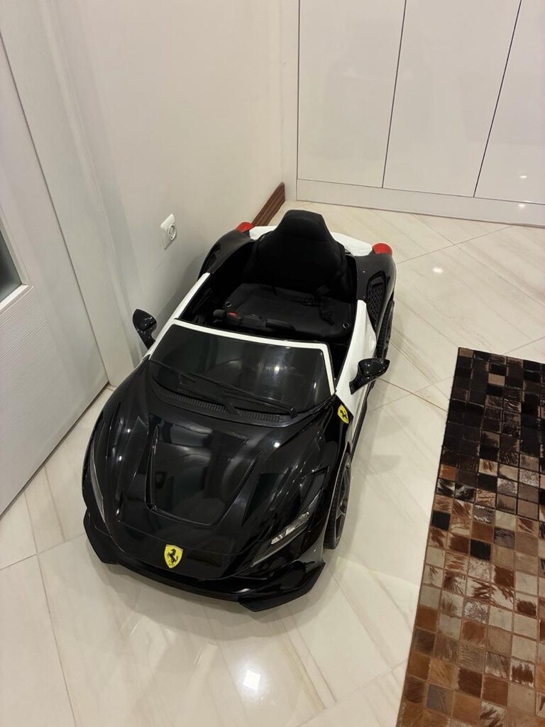 Ferrari 12V Akülü Araba - 5