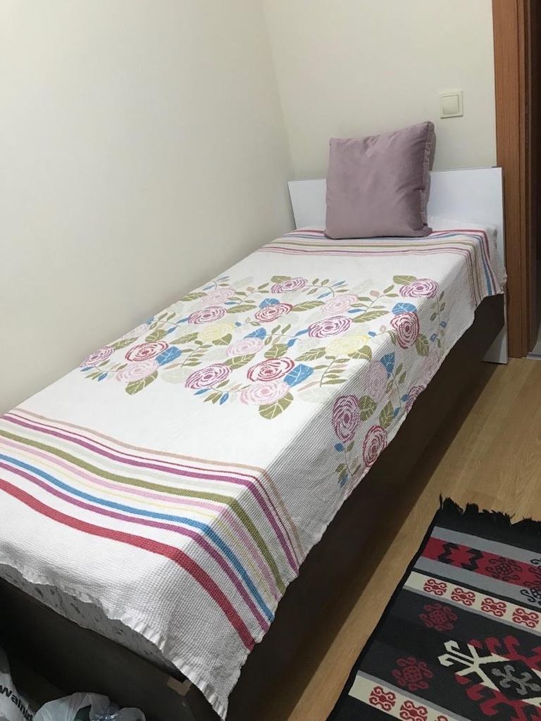 yatak baza başlık