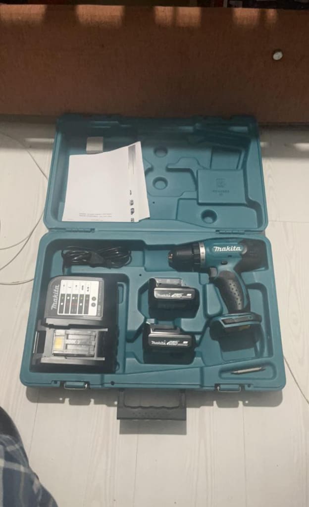 Makita ddf343 akülü vidalama - 2