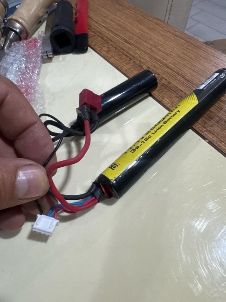 11.1 V 2500 mah 3s-12c lşon - 2